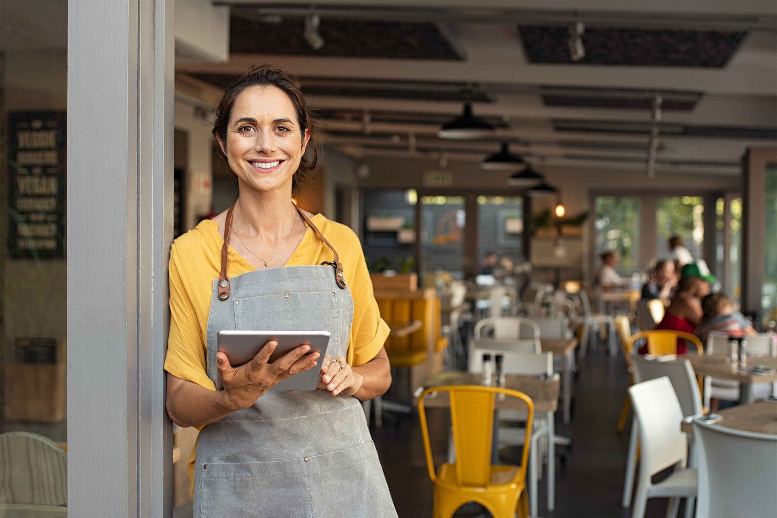 SME Sentiment Tracker August 2023. After a continued period of declining revenue and profit, the August results of the Fifth Quadrant SME Sentiment Tracker suggest confidence is growing in line with falling inflation and the stabilisation of interest rates.